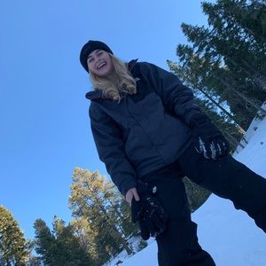 Meet your Posher, Kacie